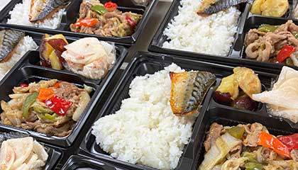 栄養価のあるお弁当を工夫しています