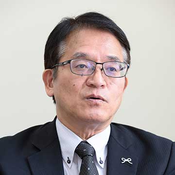 大阪総合保育大学 特任教授 山縣 文治